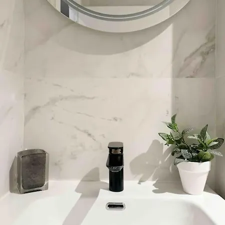 - Cabanyal Boutique Valencia