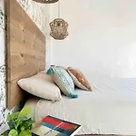 - Cabanyal Boutique Tatil Evi