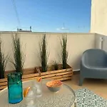 - Cabanyal Boutique Tatil Evi *