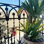 - Cabanyal Boutique Tatil Evi Valensiya
