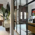 - Cabanyal Boutique * Valensiya