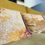 - Cabanyal Boutique Valensiya